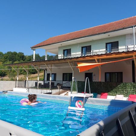 Casa Geppo - Camere De Inchiriat Ieşelniţa Zewnętrze zdjęcie